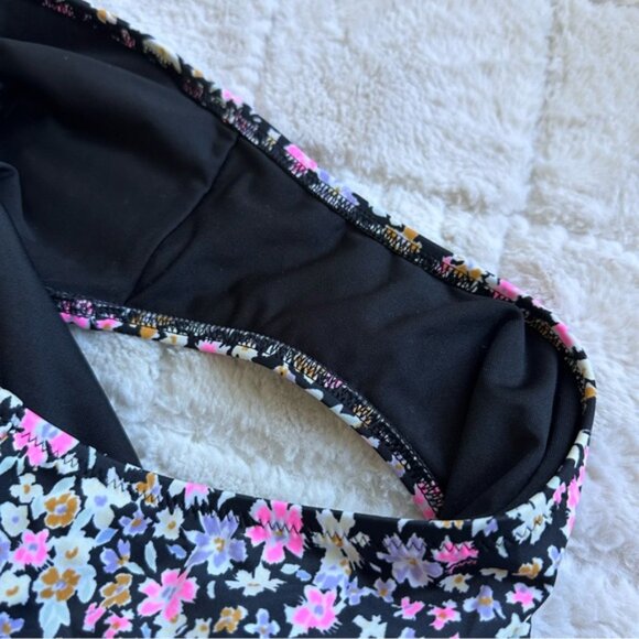 Victoria's Secret PINK | Floral V Neck Open Back Swimsuit | Size Extra Large - Picture 5 of 7